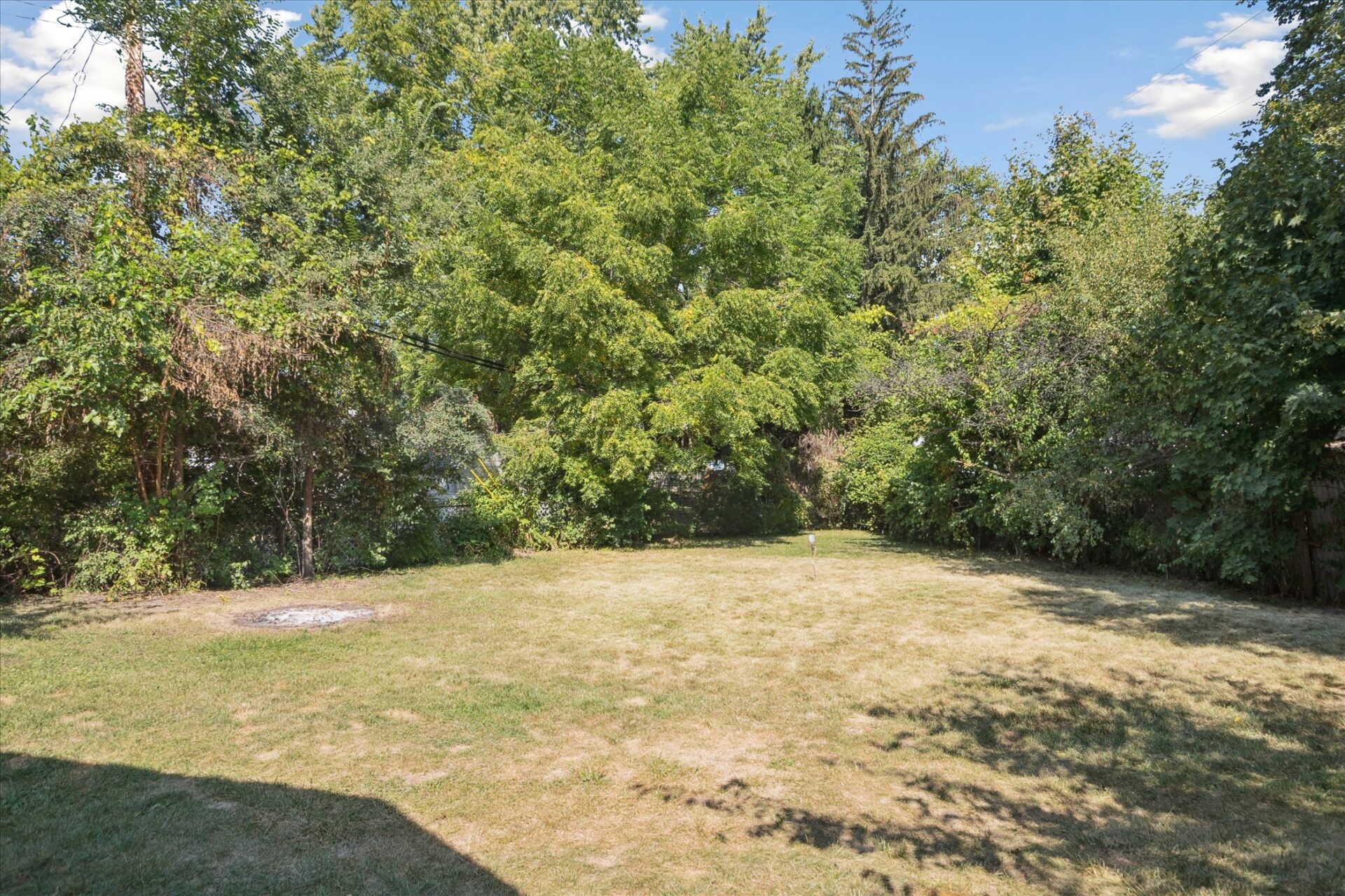 8425-Wormer-Ave-Dearborn-Heights-MI-48127-Leslie_E_Martin_Real_Estate-42