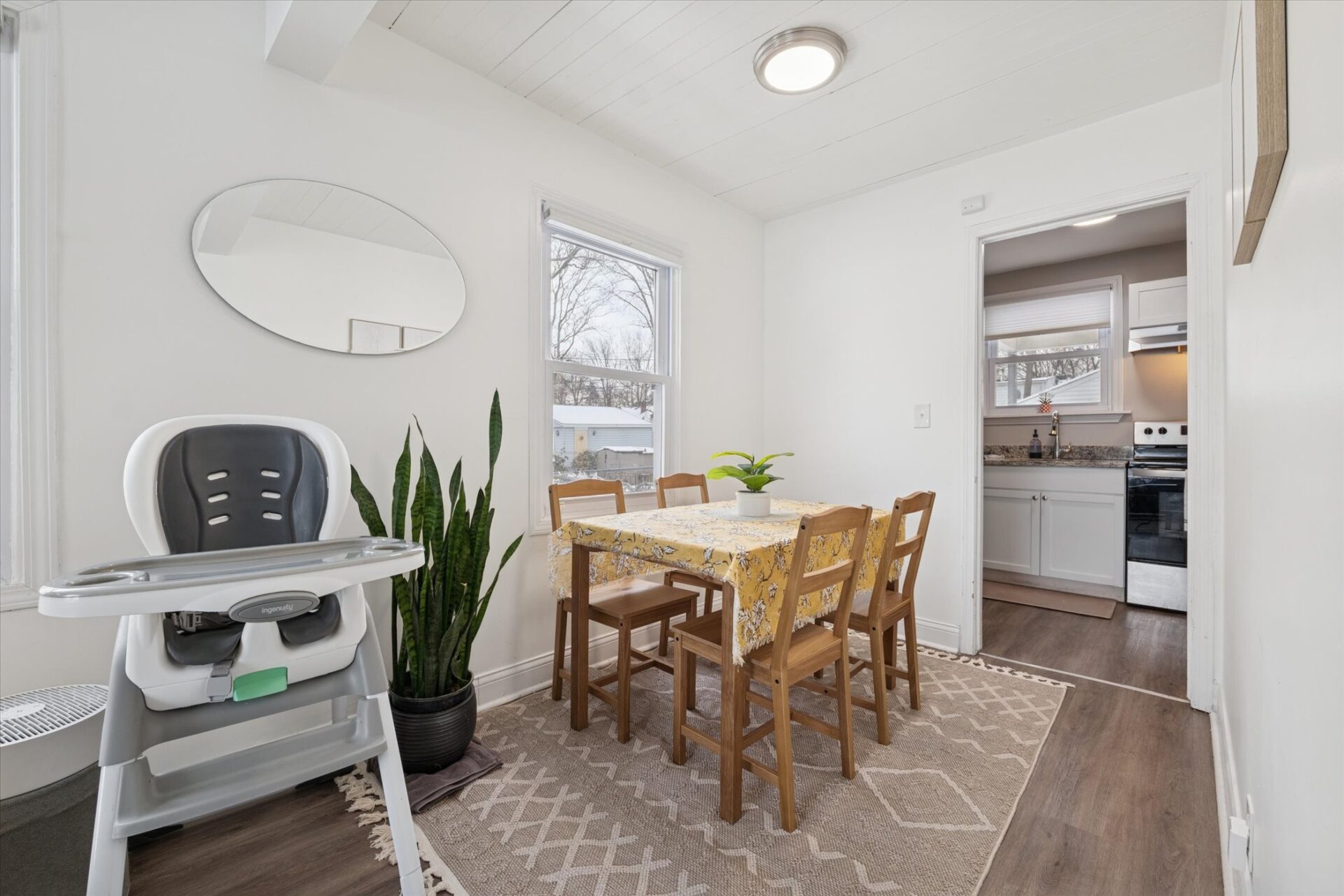 Dining Room 2 -1004 E Otis Ave Hazel Park, MI 48030-Leslie E. Martin