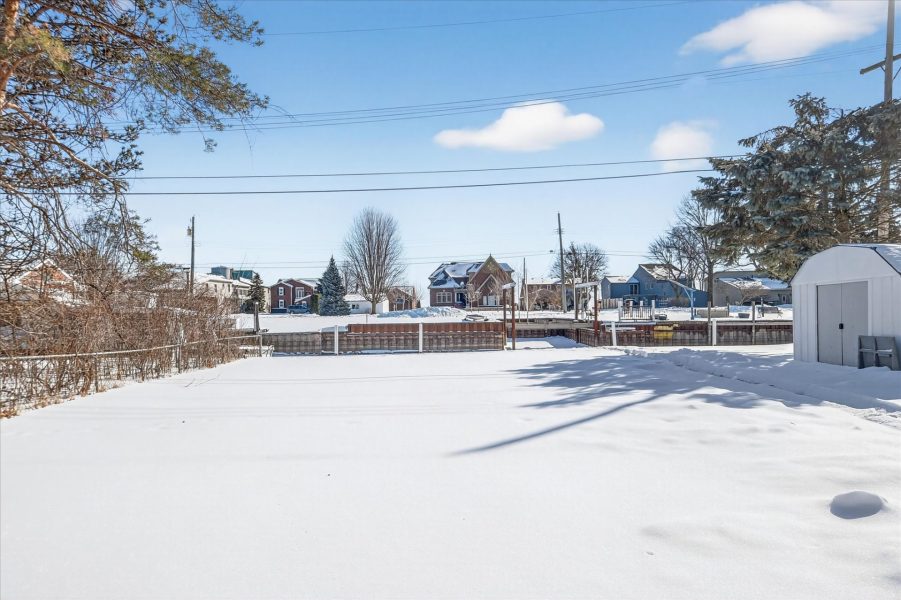 Backyard Canal-47816-Jefferson-Ave-Chesterfield Township, MI 48047-Leslie E Martin Realtor®