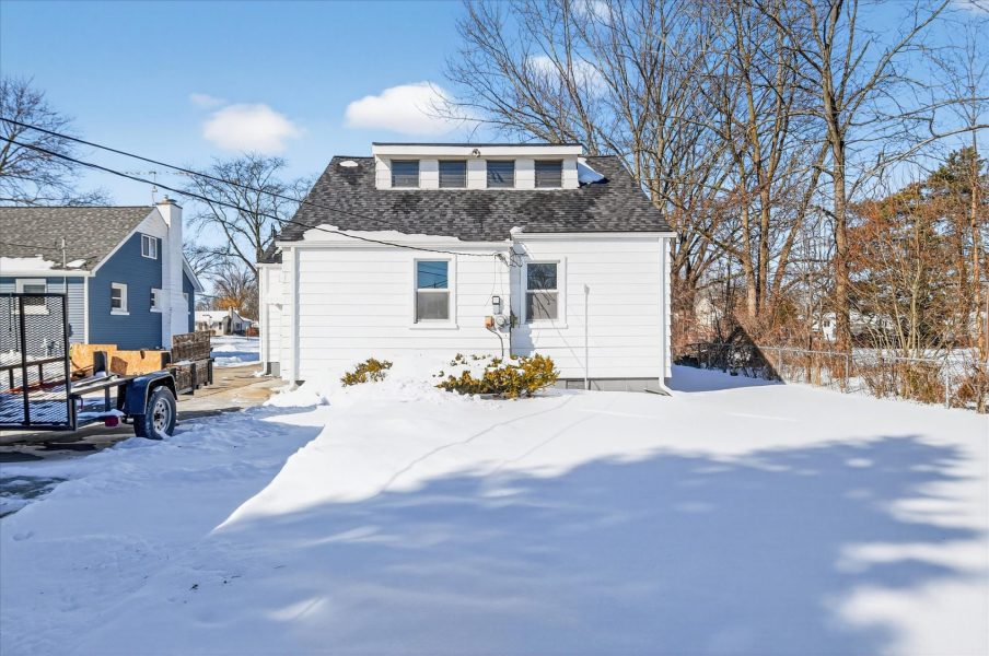 Exterior Rear 2-47816-Jefferson-Ave-Chesterfield Township, MI 48047-Leslie E Martin Realtor®