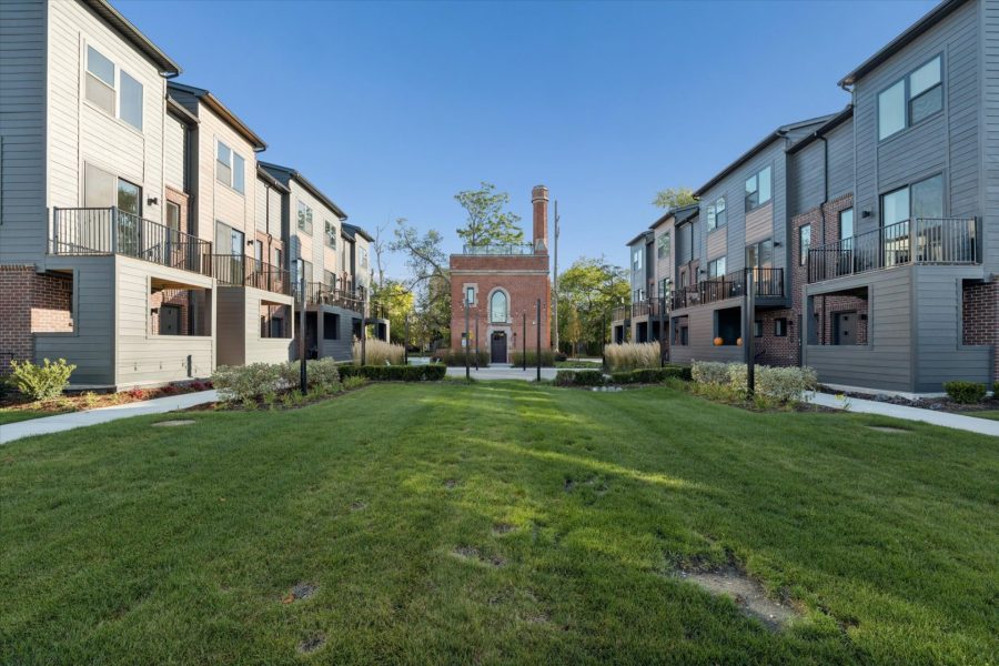 02-3622-Trumbull-Leslie E Martin Realtor®-01