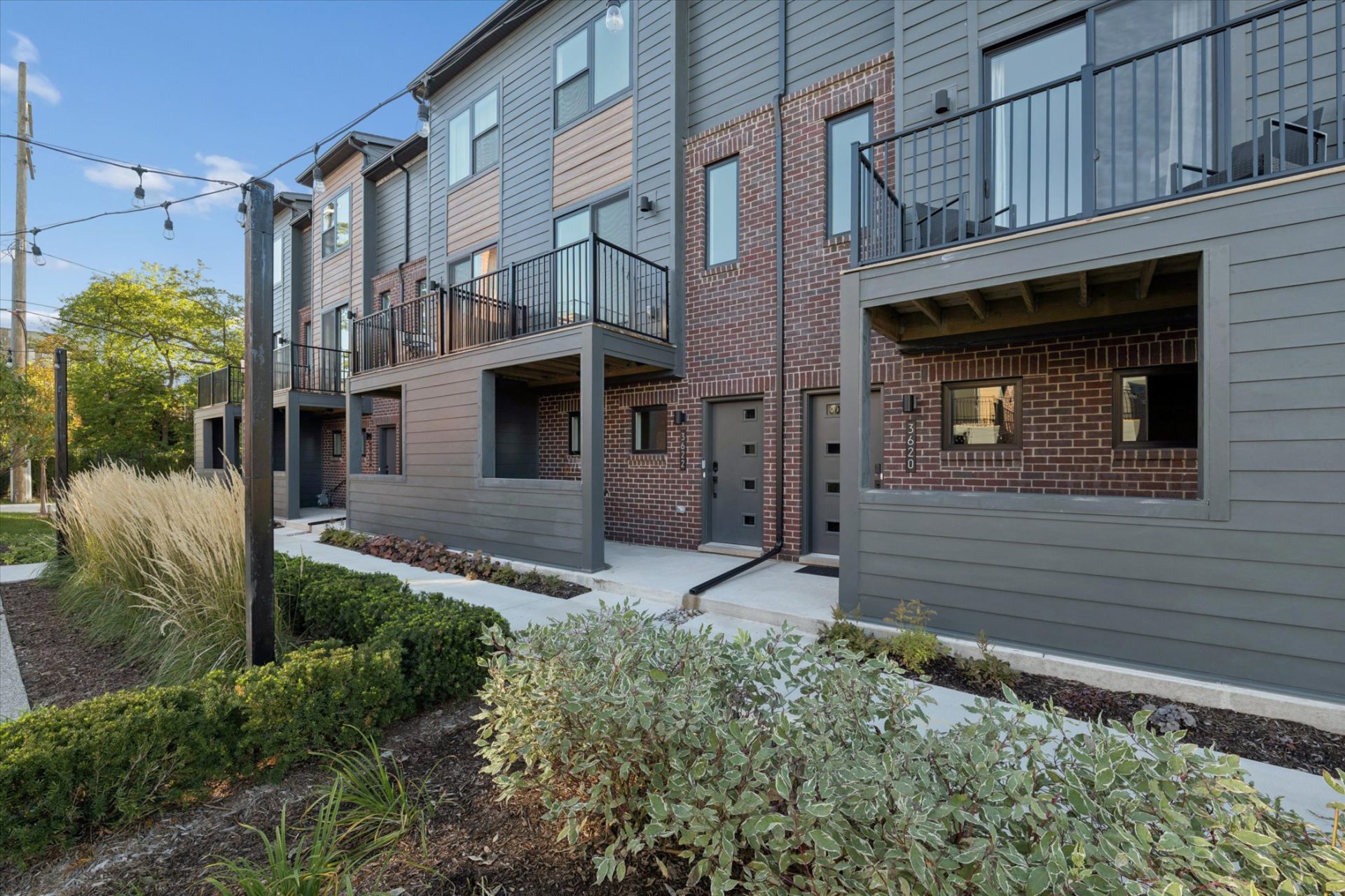 04-3622-Trumbull-Leslie E Martin Realtor®-03