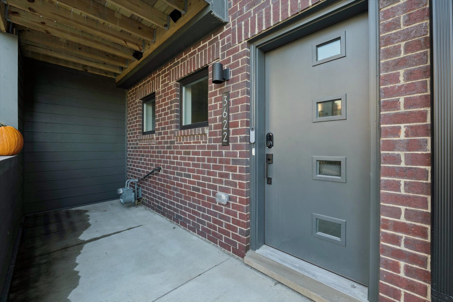 06-3622-Trumbull-Leslie E Martin Realtor®-05