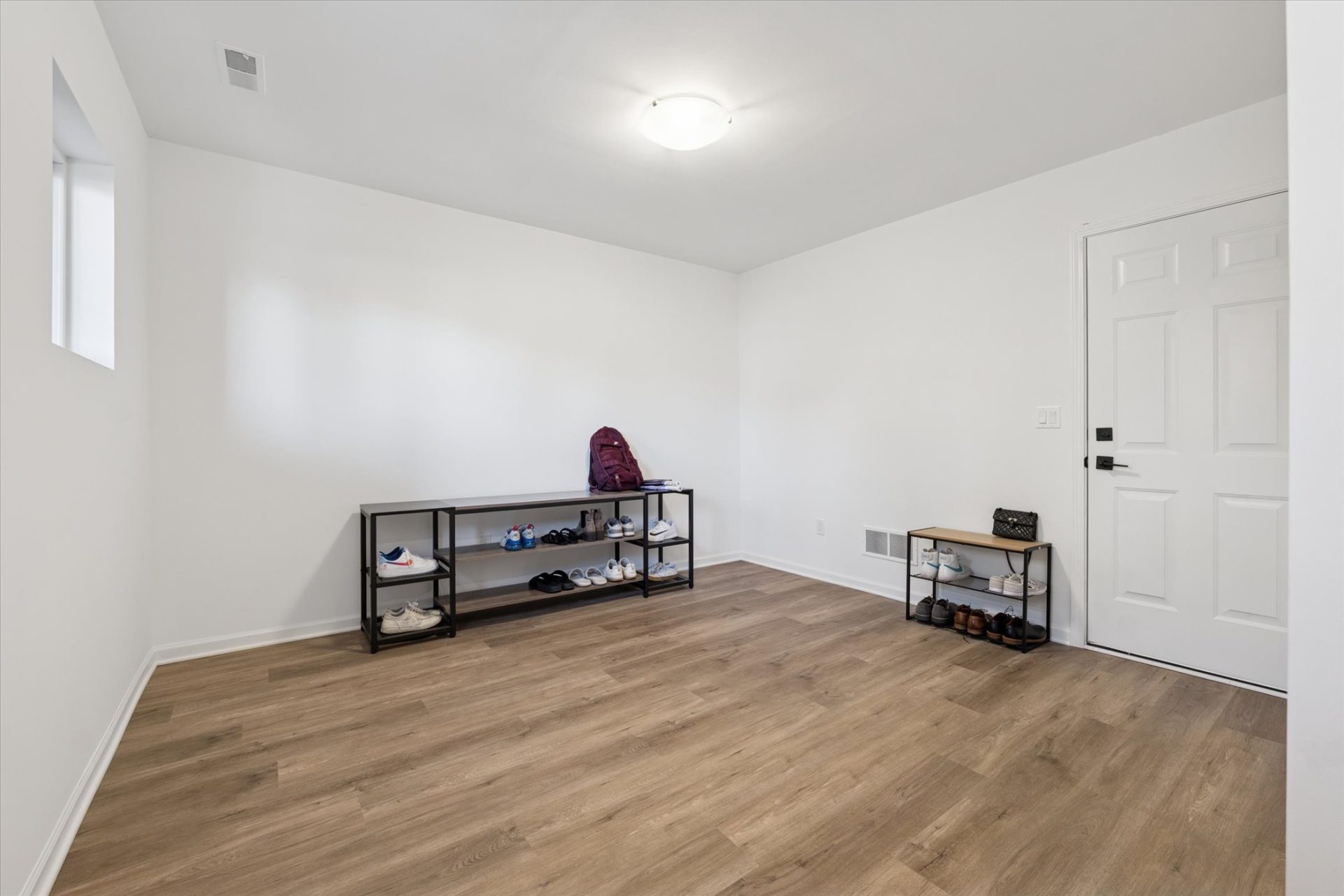 08-3622-Trumbull-Leslie E Martin Realtor®-07