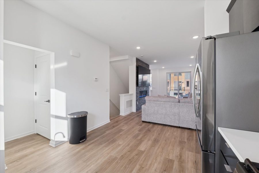 18-3622-Trumbull-Leslie E Martin Realtor®-16