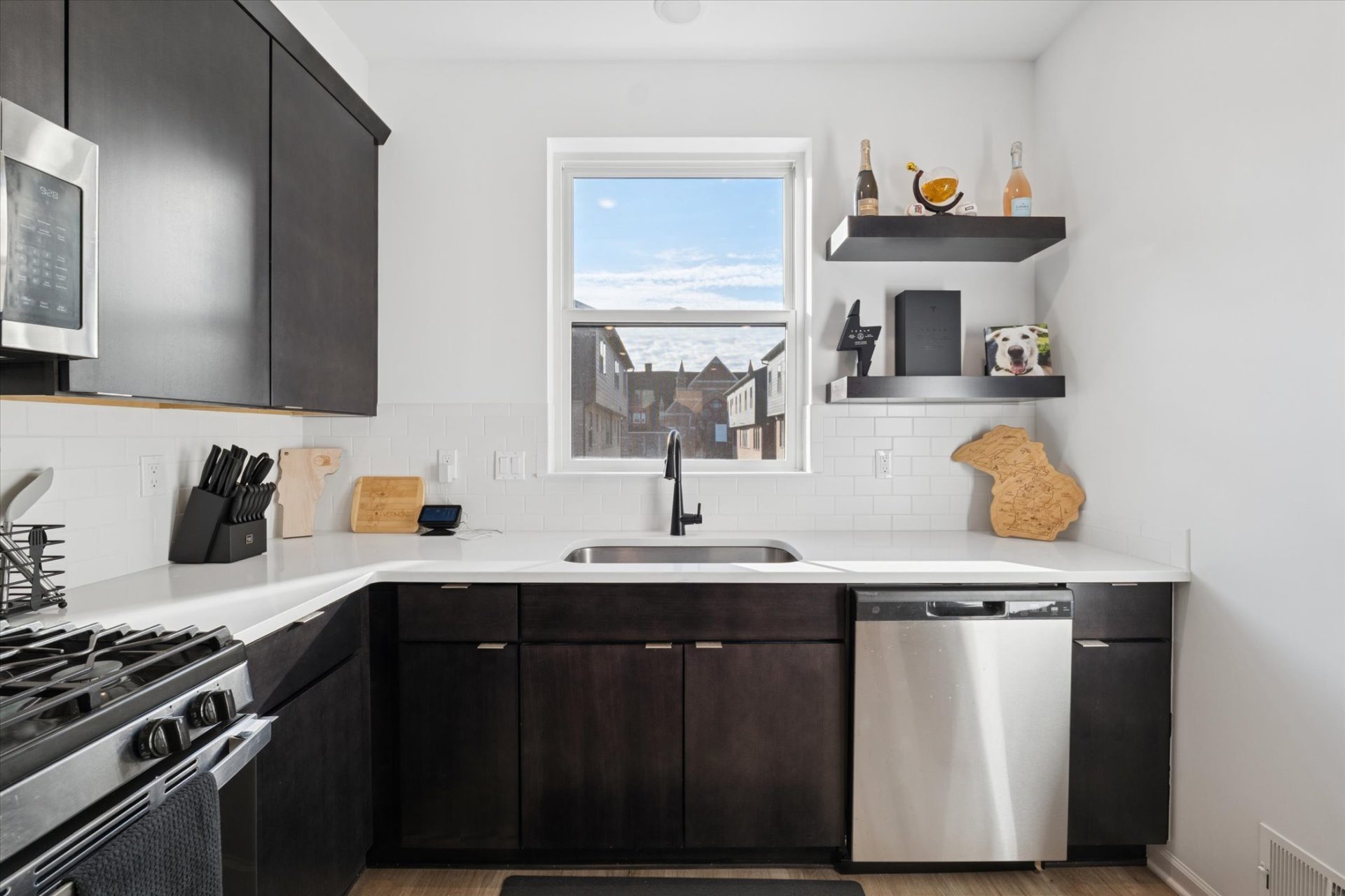 19-3622-Trumbull-Leslie E Martin Realtor®-17