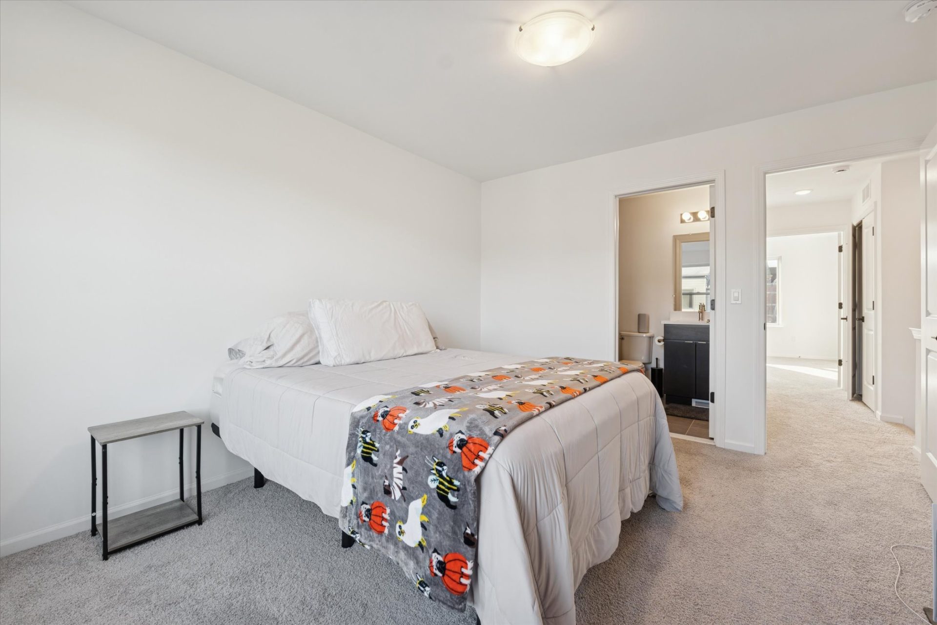 24-3622-Trumbull-Leslie E Martin Realtor®-22