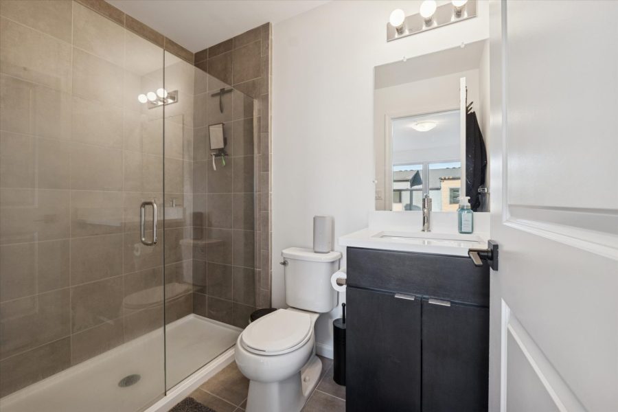 25-3622-Trumbull-Leslie E Martin Realtor®-23