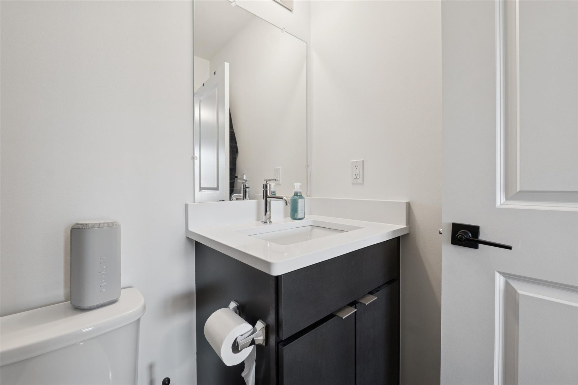 26-3622-Trumbull-Leslie E Martin Realtor®-24