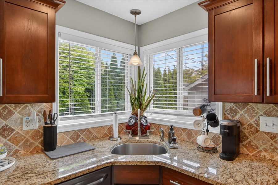 14-31775-Marblehead-Rd-Farmington-Leslie E Martin Realtor®