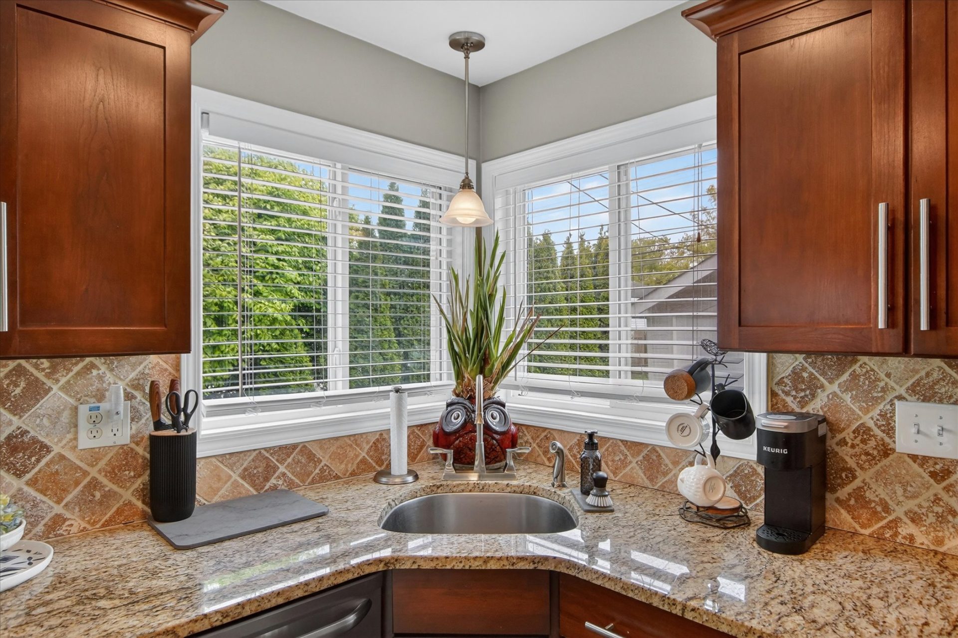 14-31775-Marblehead-Rd-Farmington-Leslie E Martin Realtor®