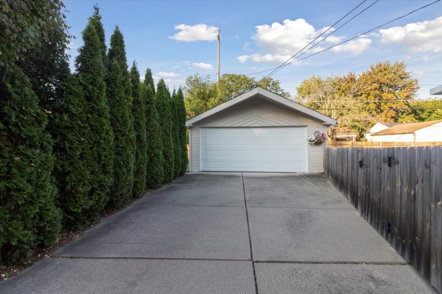 39--31775-Marblehead-Rd-Farmington-Leslie E Martin Realtor®