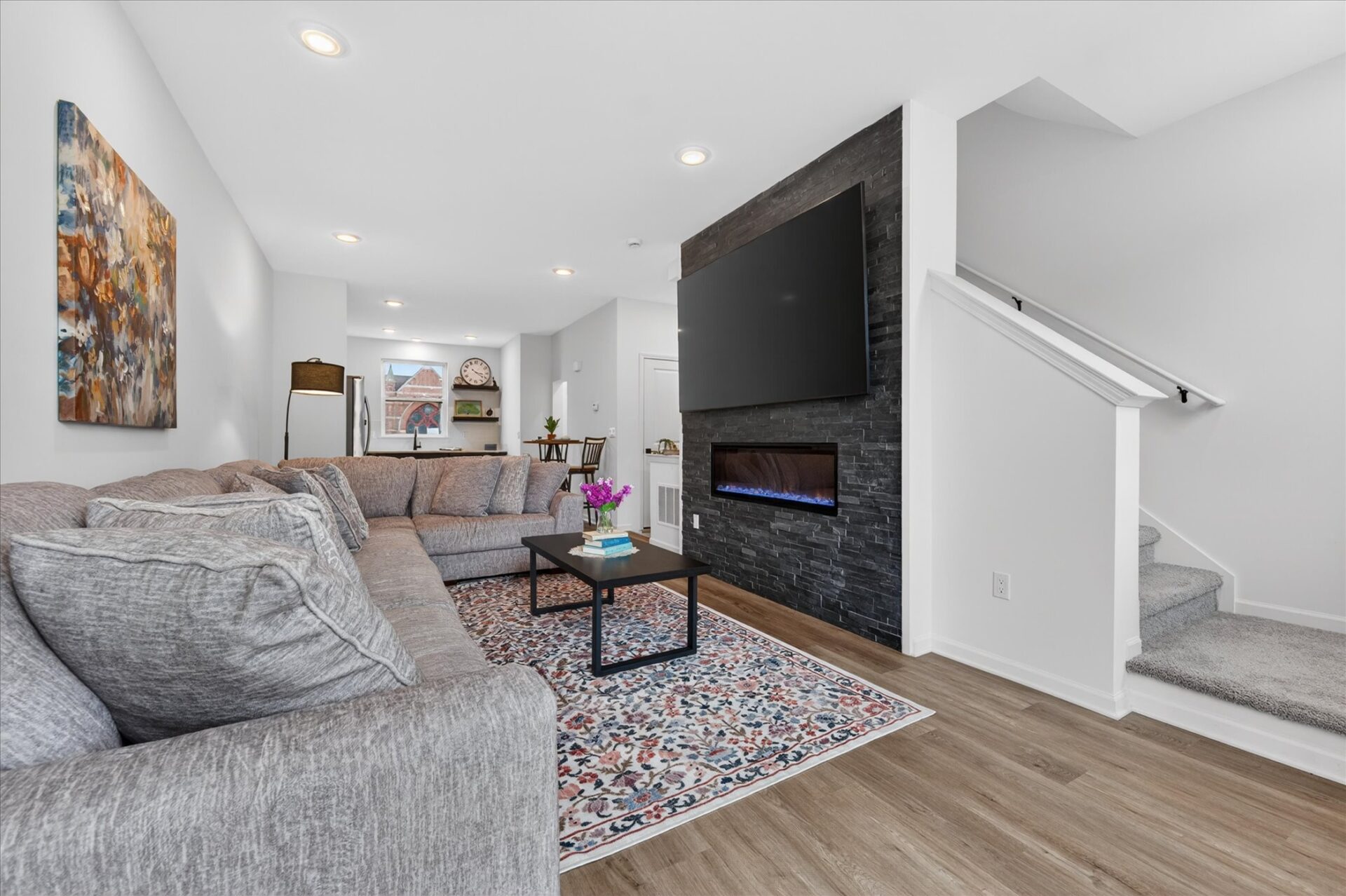 Living-Room-b-3622-Trumbull-Detroit-Leslie E Martin Realtor®