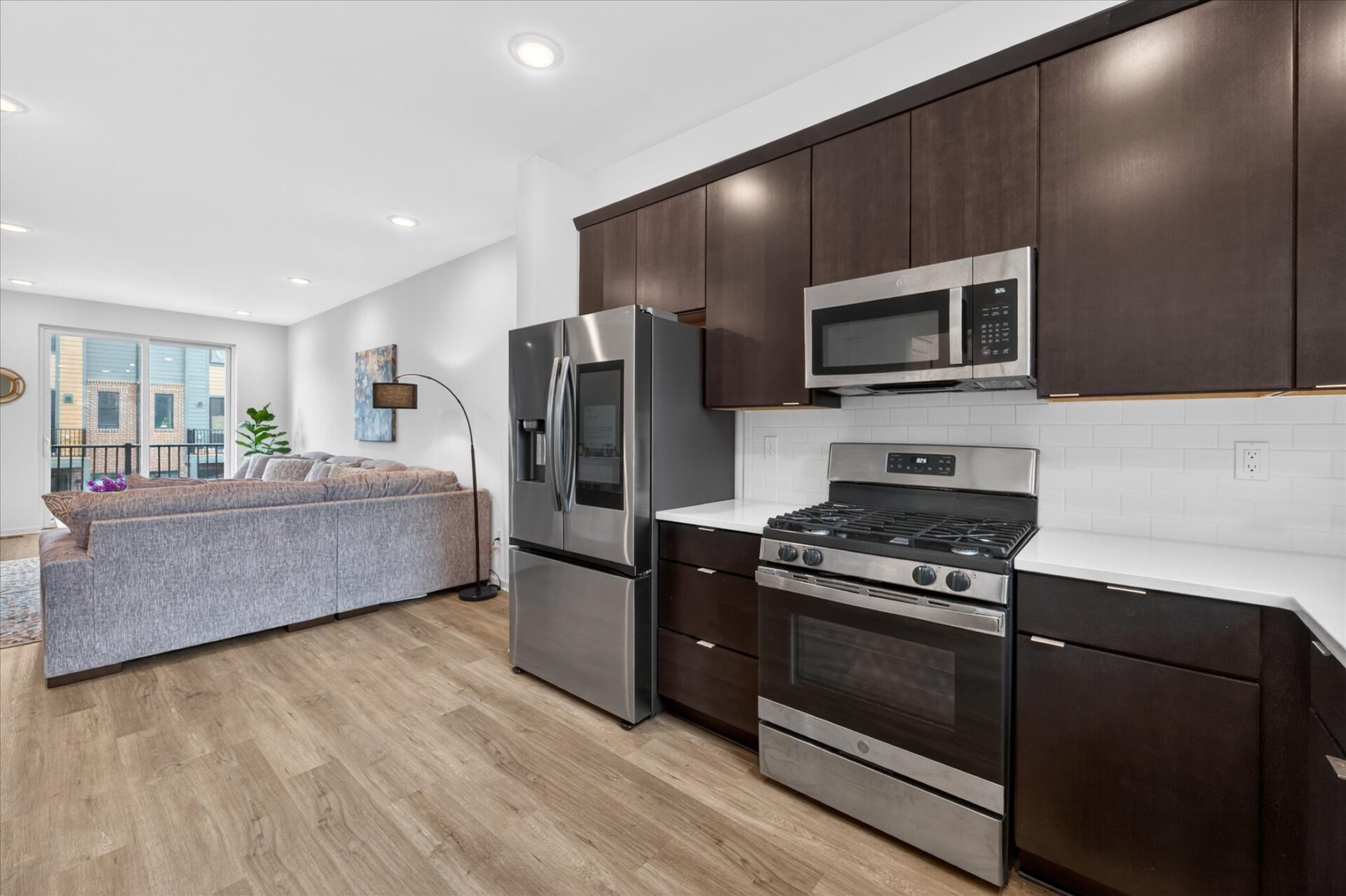 Kitchen-b-3622-Trumbull-Detroit-Leslie E Martin Realtor®