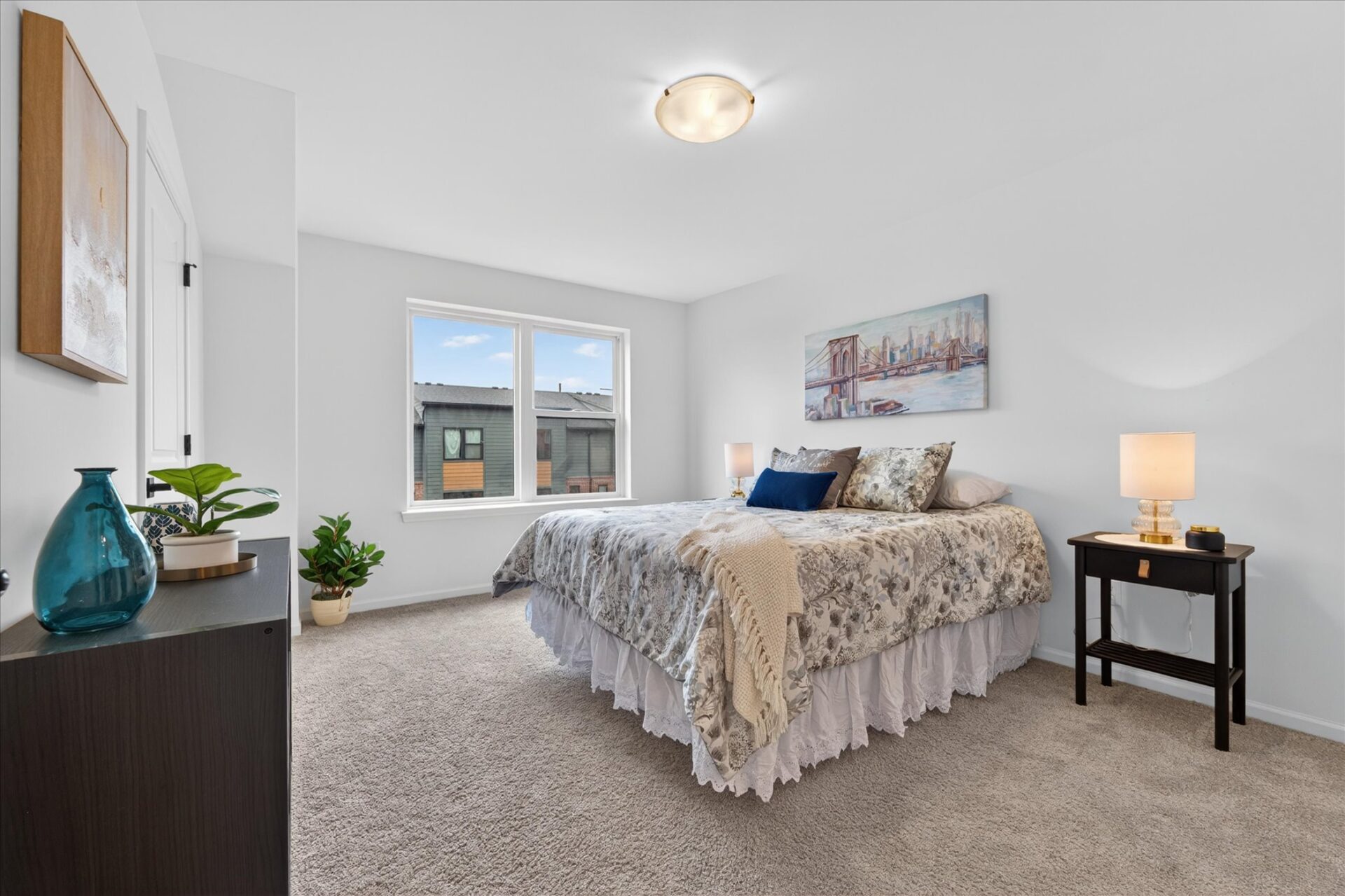 Bedroom 2c-3622-Trumbull-Detroit-Leslie E Martin Realtor®