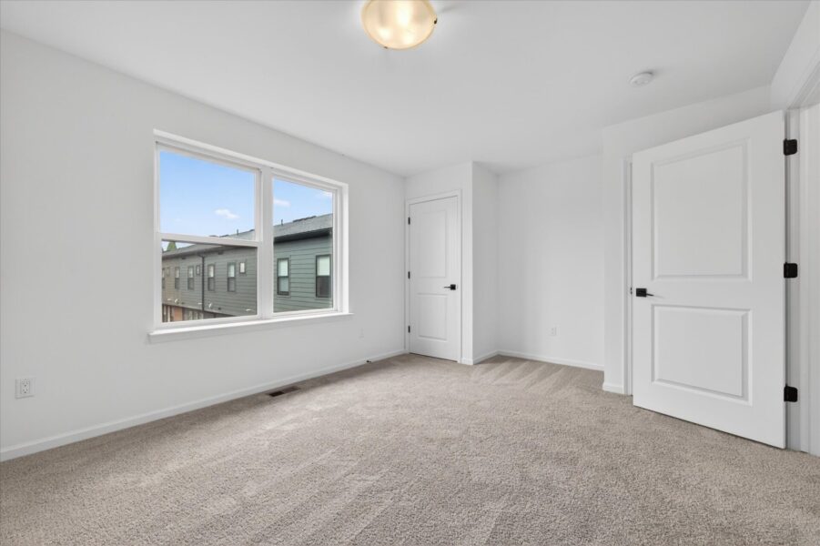 Bedroom1b-3622-Trumbull-Detroit-Leslie E Martin Realtor®