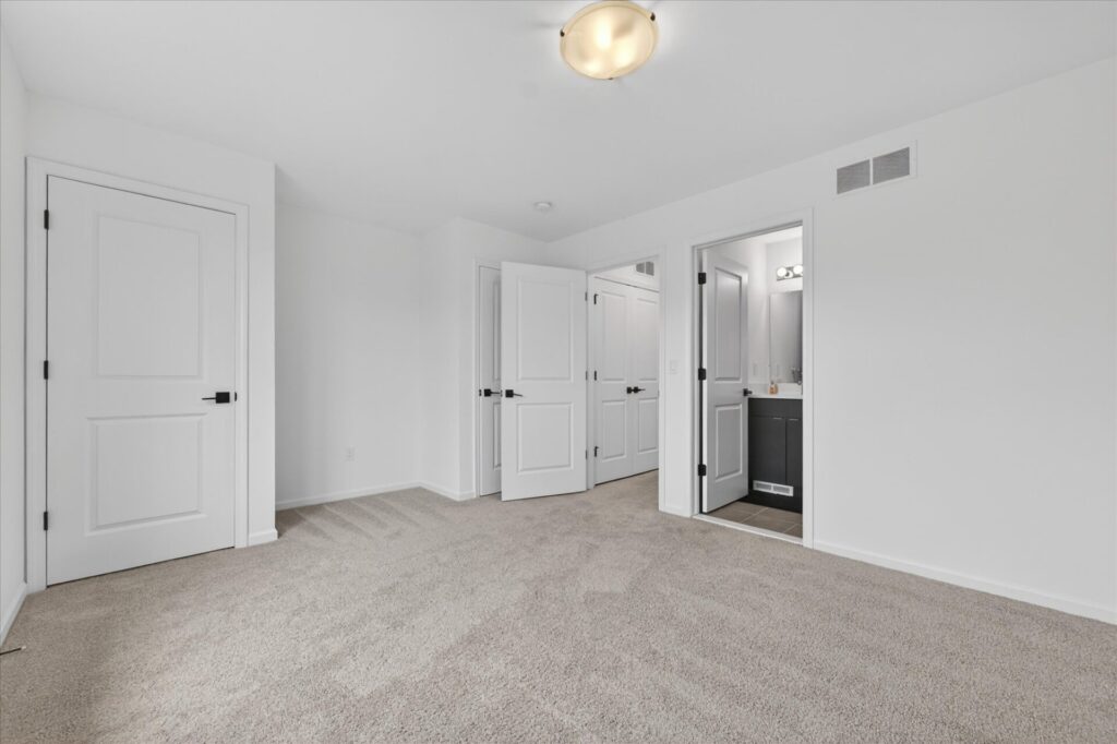 Bedroom1a-3622-Trumbull-Detroit-Leslie E Martin Realtor®