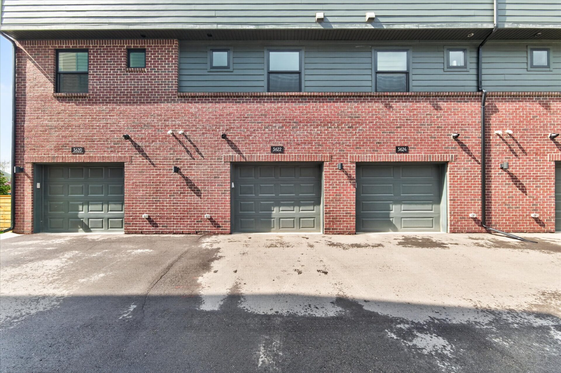 32-3622-Trumbull-Detroit-Leslie E Martin Realtor®