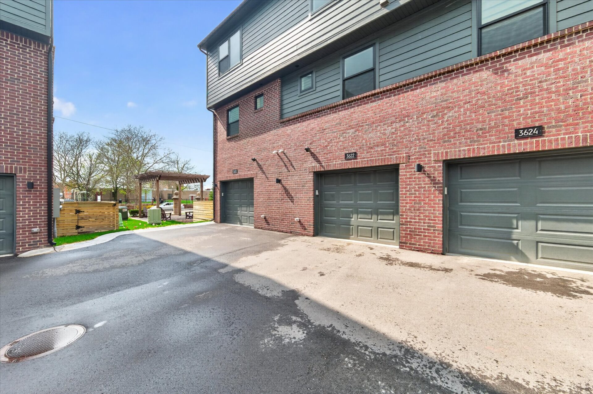 33-3622-Trumbull-Detroit-Leslie E Martin Realtor®